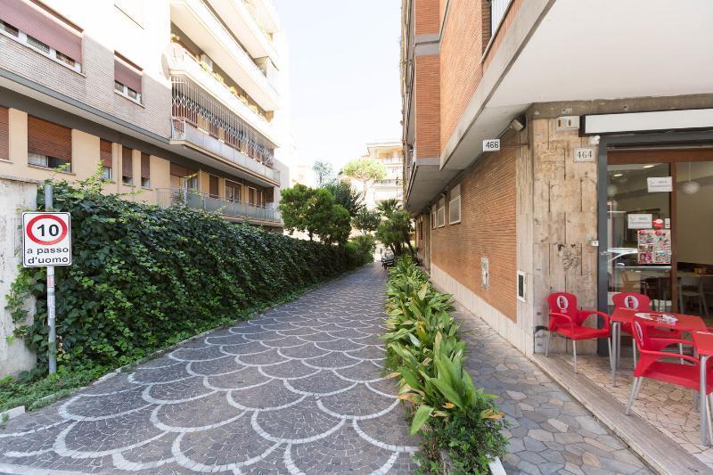 Bed and Breakfast Bed A San Pietro Рим Экстерьер фото